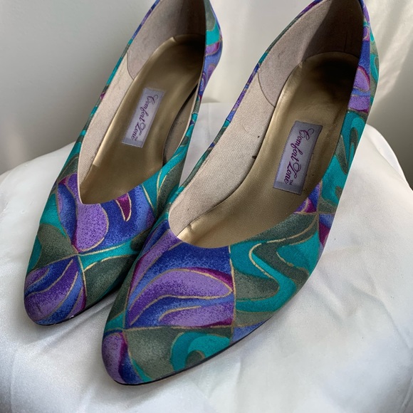 Vintage 80s Abstract Print Pumps - Picture 4 of 6